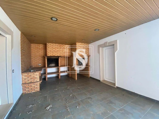 Moradia T7 para Venda em Bidoeira de Cima Foto 3