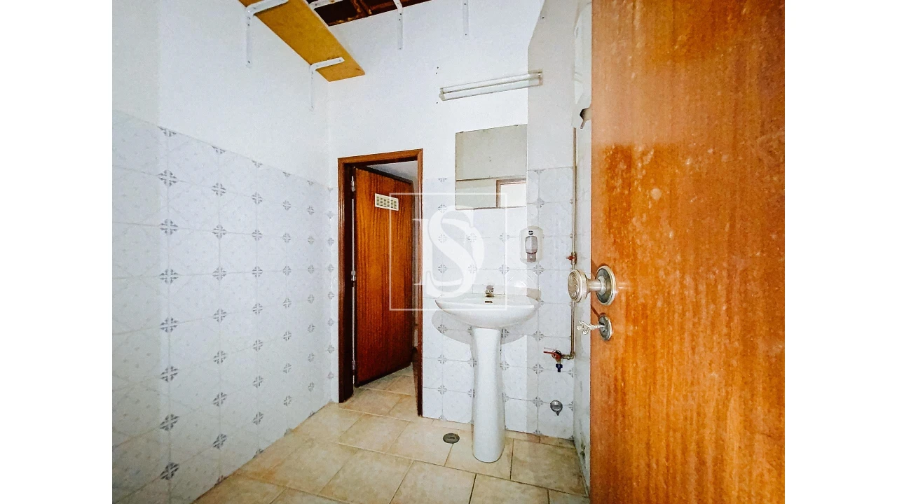 Negócio para Venda em Almeirim Foto 7