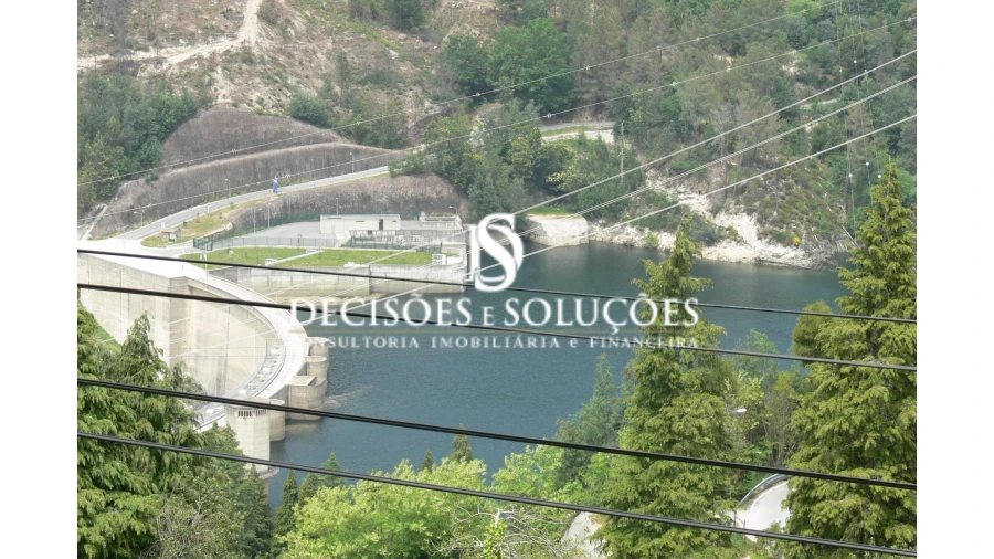 Terreno para Venda em Salamonde Foto 2