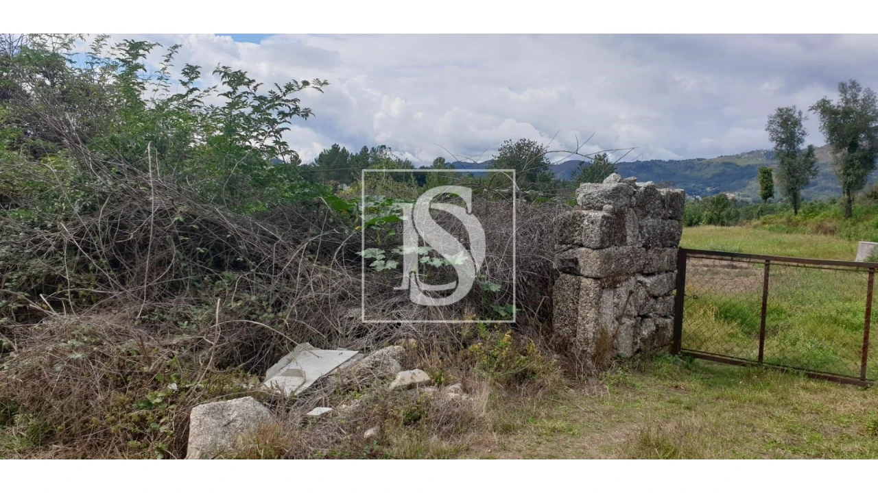 Moradia T3 para Venda em Pinheiro Foto 9