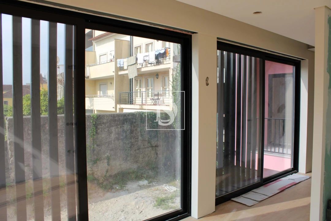 Apartamento T3 para Venda em Braga (Maximinos, Sé e Cividade) Foto 1