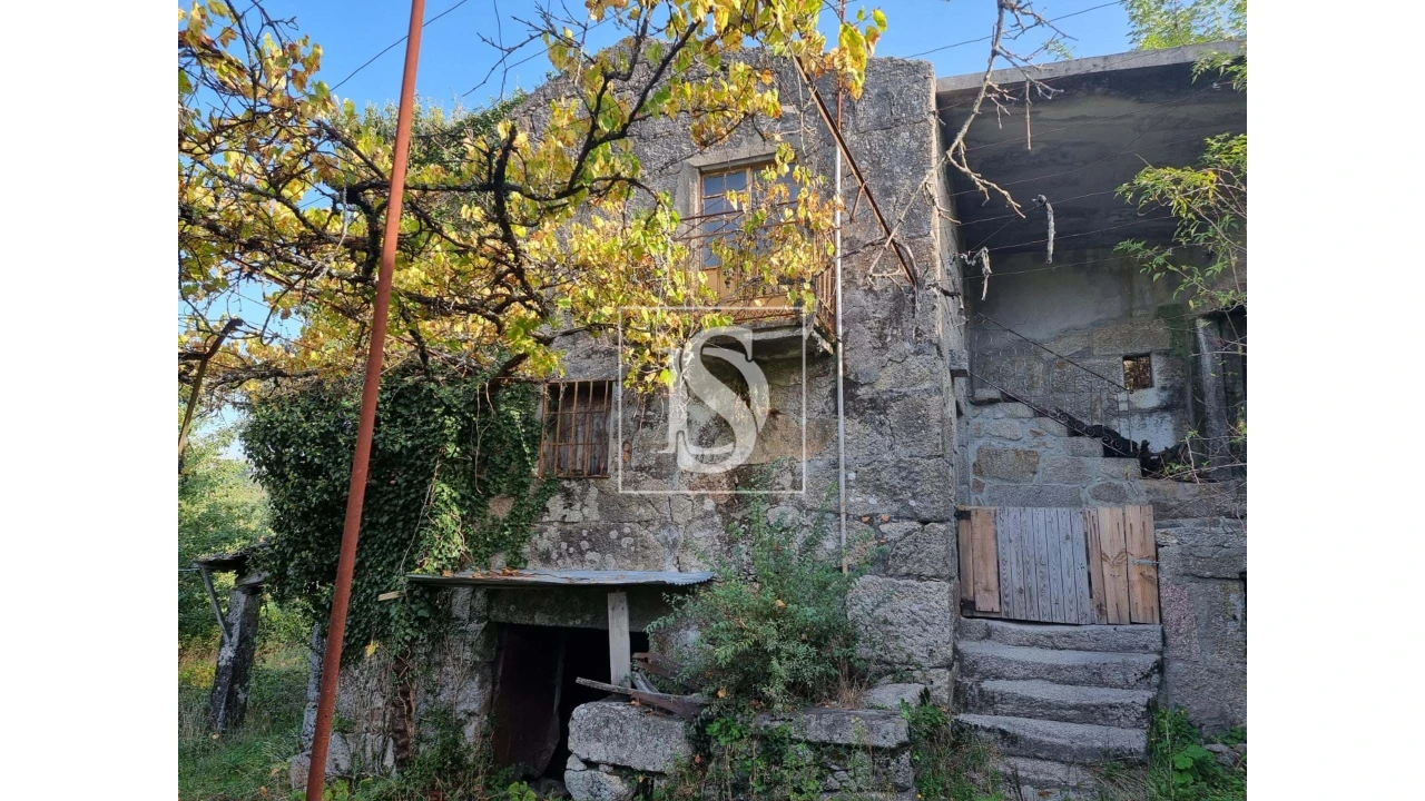 Moradia T5 para Venda em Ruivães e Campos Foto 13