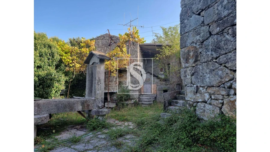 Moradia T5 para Venda em Ruivães e Campos Foto 10