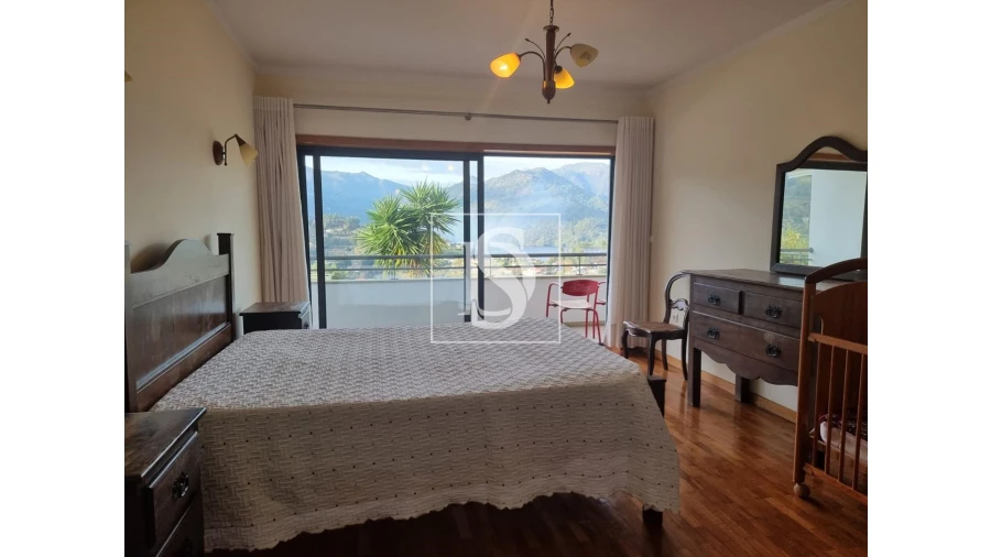 Moradia T3 para Venda em Ventosa e Cova Foto 16