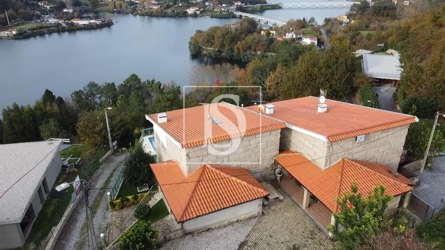 Moradia T3 para Venda em Ventosa e Cova Foto 29