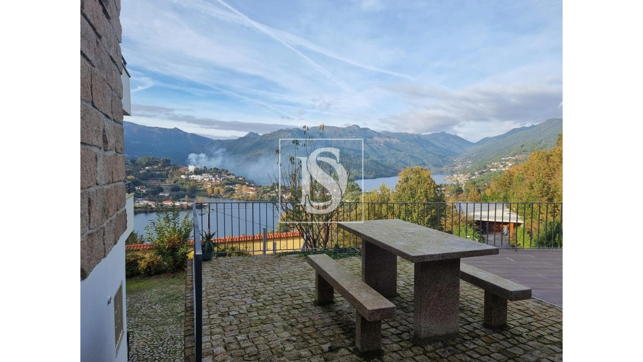 Moradia T3 para Venda em Ventosa e Cova Foto 4