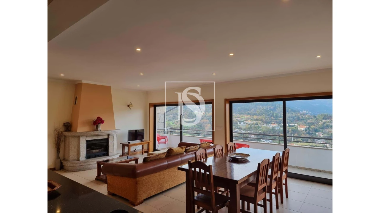 Moradia T3 para Venda em Ventosa e Cova Foto 22