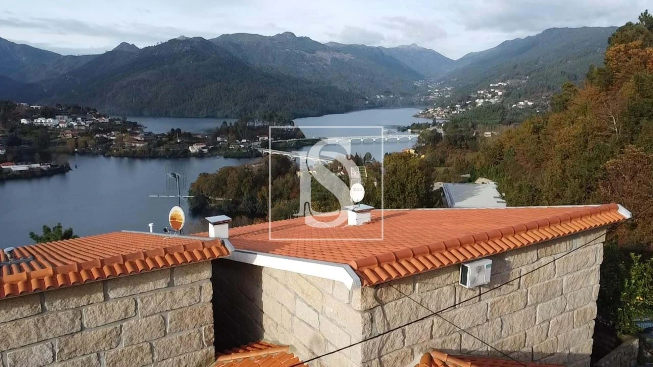 Moradia T3 para Venda em Ventosa e Cova Foto 3