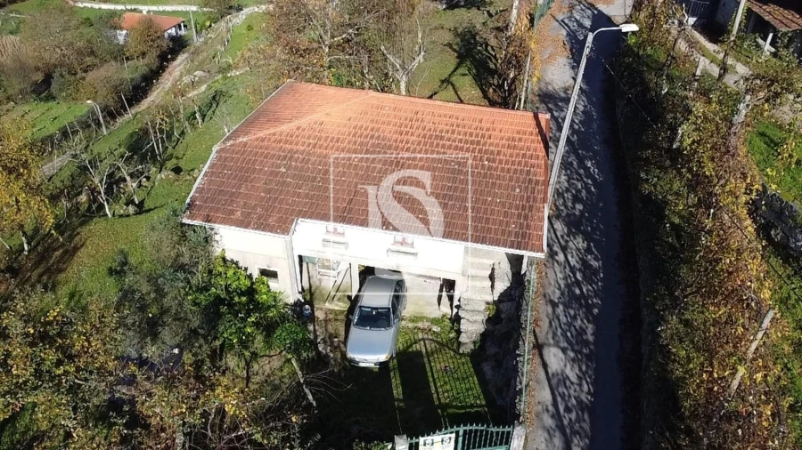 Moradia T3 para Venda em Rossas Foto 9