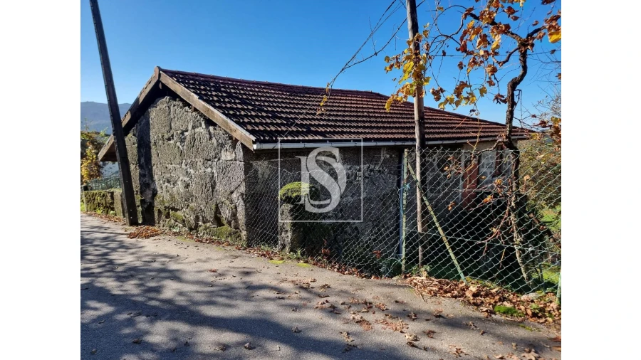 Moradia T3 para Venda em Rossas Foto 15