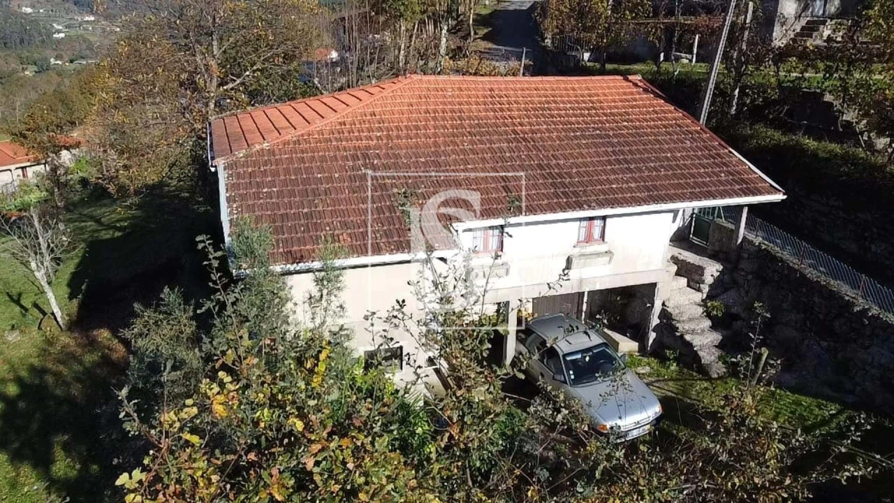 Moradia T3 para Venda em Rossas Foto 13