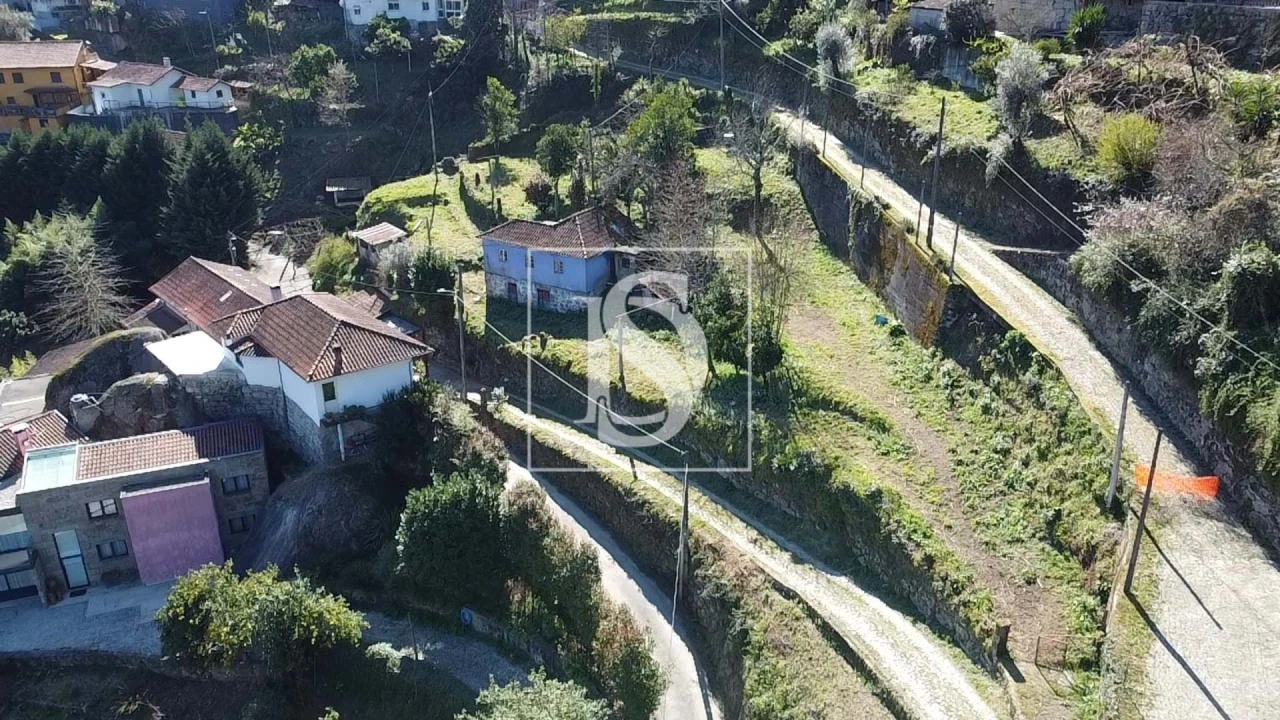 Moradia T2 para Venda em Parada do Bouro Foto 8