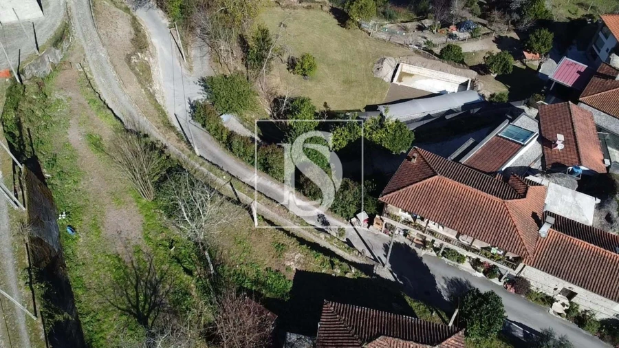 Moradia T2 para Venda em Parada do Bouro Foto 16