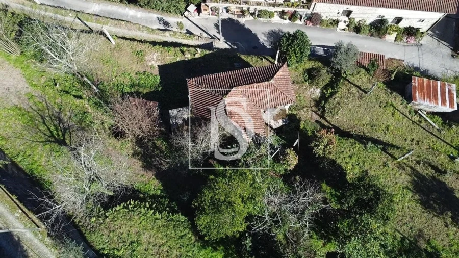 Moradia T2 para Venda em Parada do Bouro Foto 12