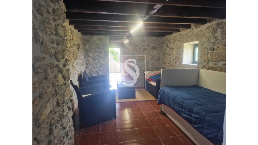 Moradia T3 para Venda em Ferral Foto 24