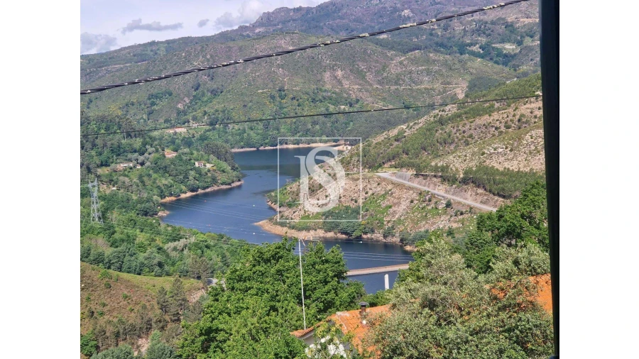 Moradia T3 para Venda em Ferral Foto 27