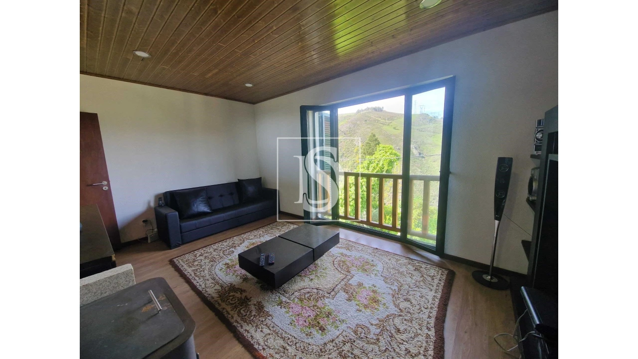 Moradia T3 para Venda em Ferral Foto 15