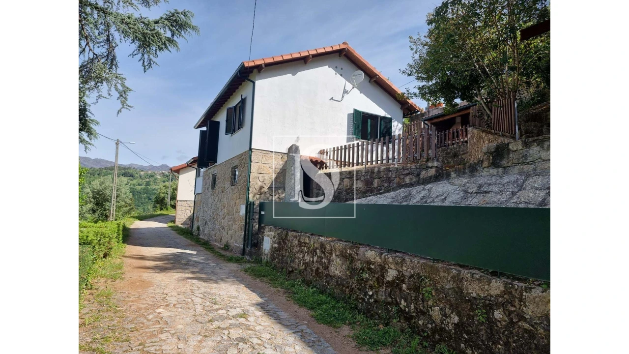 Moradia T3 para Venda em Ferral Foto 7