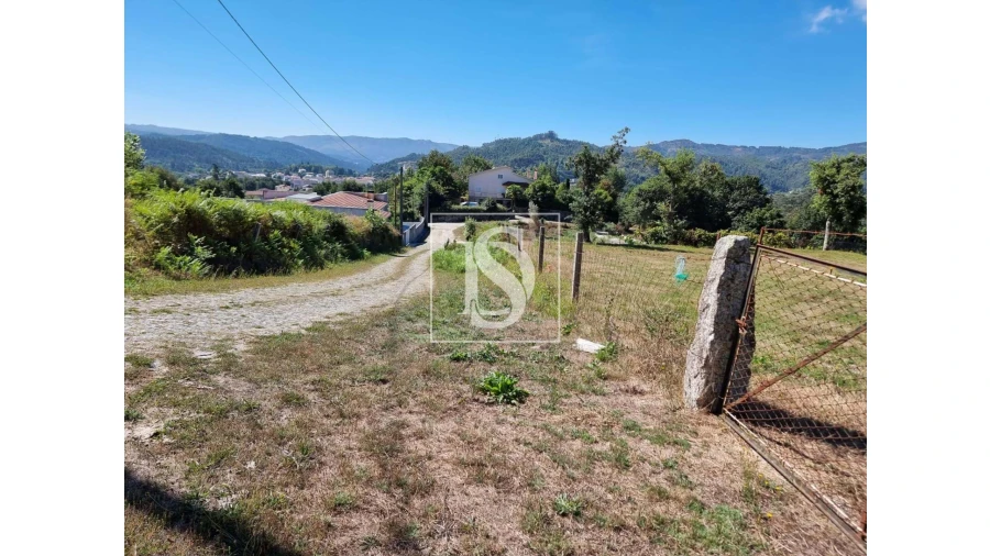 Terreno para Venda em Eira Vedra