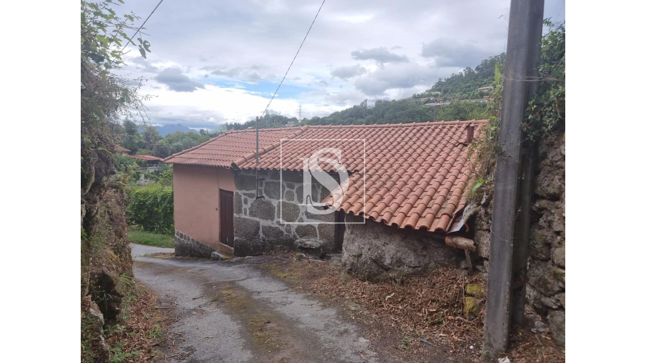 Moradia T2 para Venda em Ventosa e Cova Foto 4