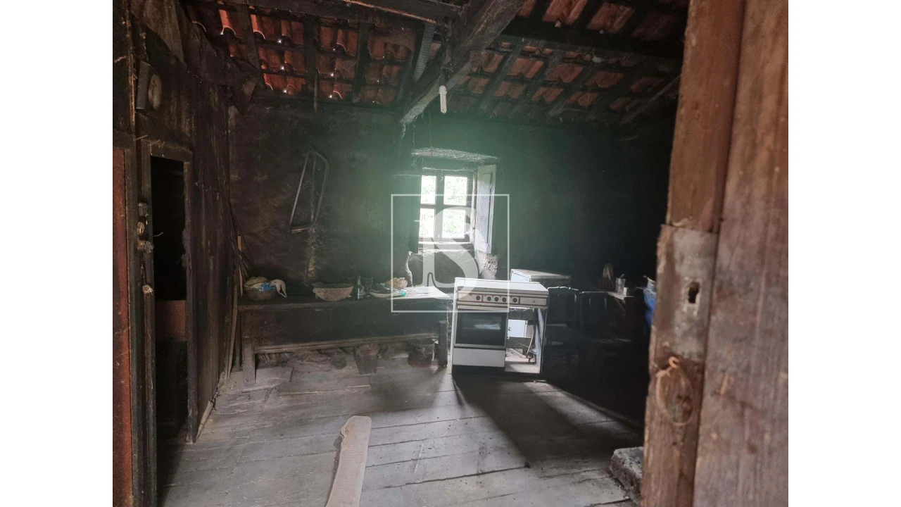 Moradia T2 para Venda em Ventosa e Cova Foto 9