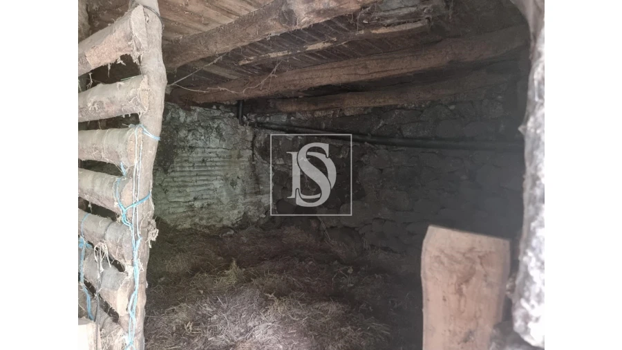 Moradia T2 para Venda em Ventosa e Cova Foto 15