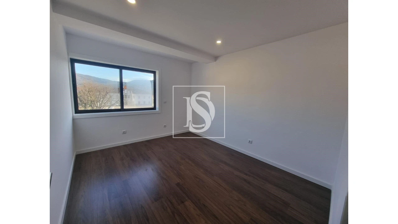 Apartamento T3 para Venda em Vieira do Minho Foto 17