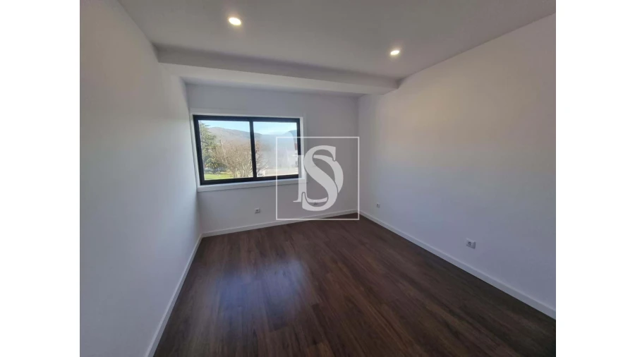 Apartamento T3 para Venda em Vieira do Minho Foto 14