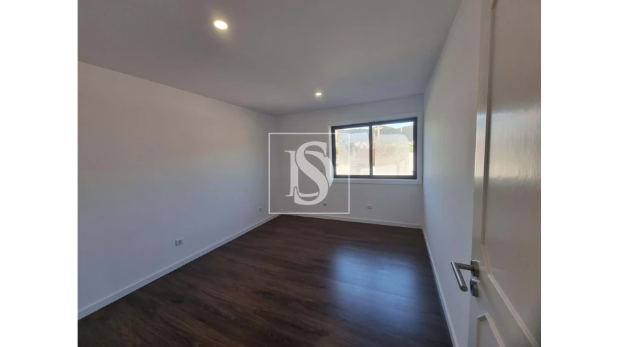 Apartamento T3 para Venda em Vieira do Minho Foto 13