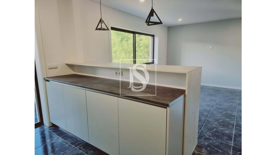 Apartamento T3 para Venda em Vieira do Minho Foto 3