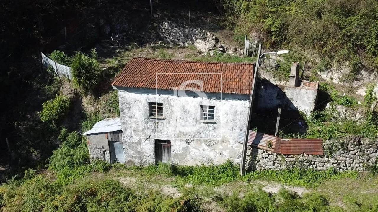 Moradia T2 para Venda em Cantelães Foto 23