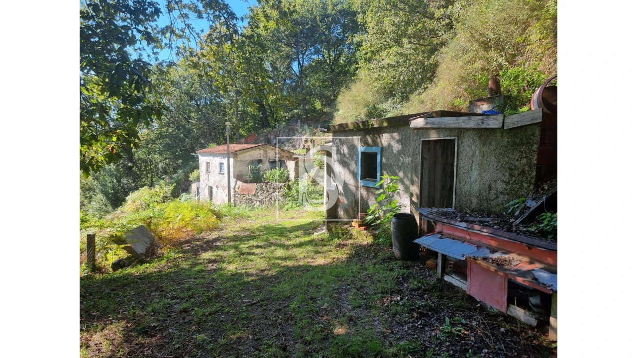 Moradia T2 para Venda em Cantelães Foto 1