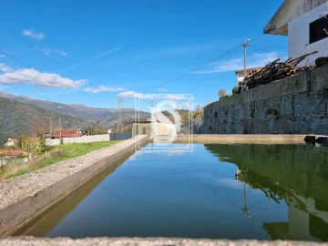 Terreno para Venda em Santa Clara de Louredo