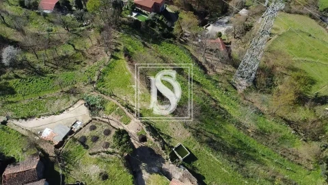 Terreno para Venda em Santa Clara de Louredo