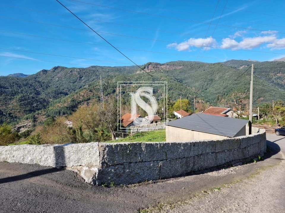 Terreno para Venda em Santa Clara de Louredo Foto 24