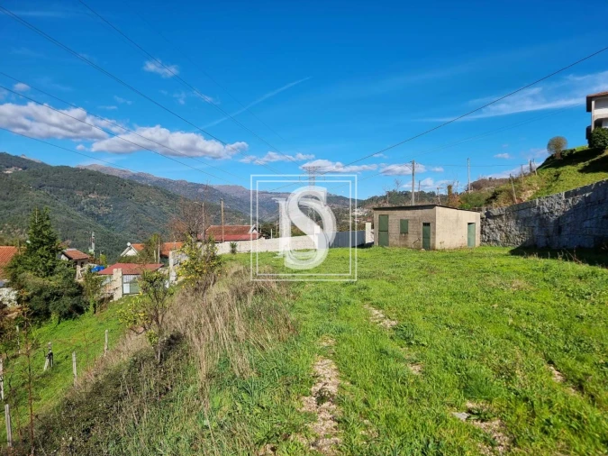 Terreno para Venda em Santa Clara de Louredo Foto 7