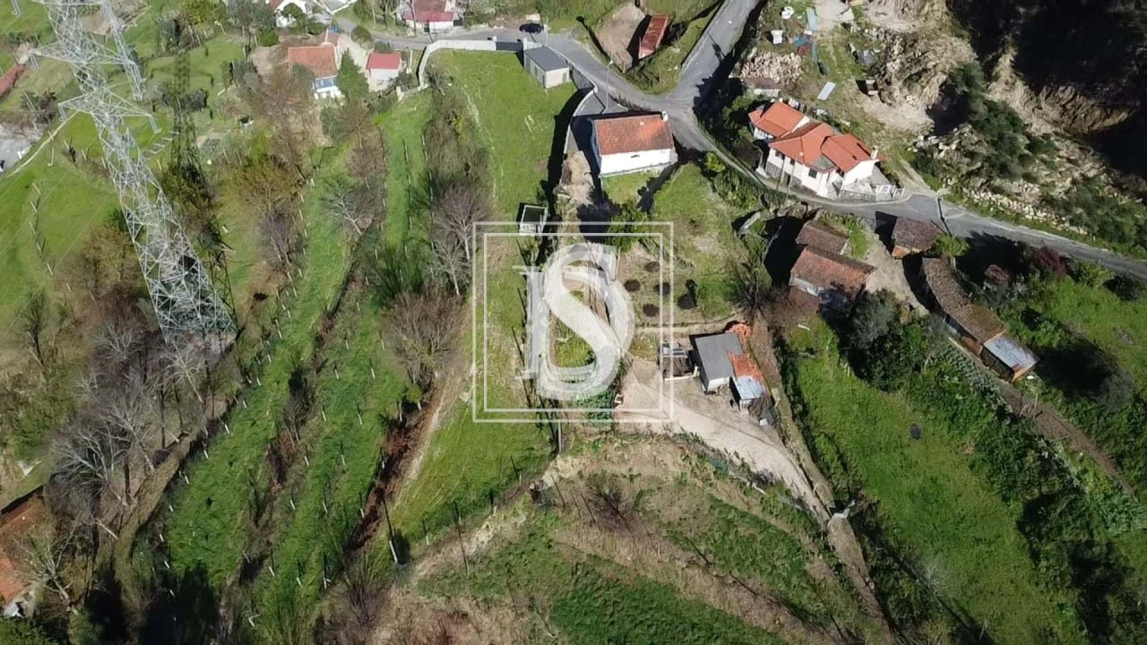 Terreno para Venda em Santa Clara de Louredo Foto 21