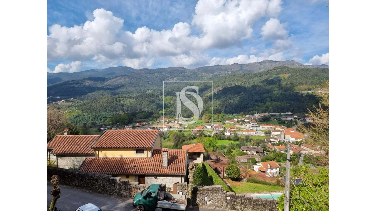 Moradia T3 para Venda em Parada do Bouro Foto 26