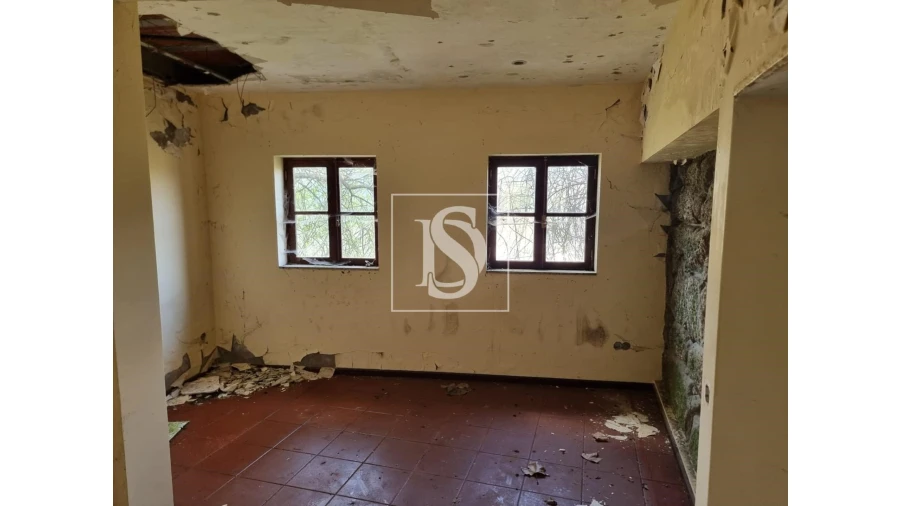 Moradia T3 para Venda em Parada do Bouro Foto 9