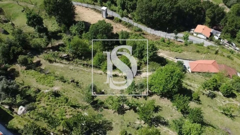 Moradia T5 para Venda em Santa Clara de Louredo