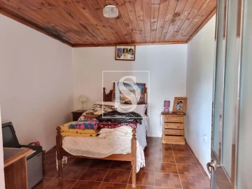 Moradia T5 para Venda em Santa Clara de Louredo
