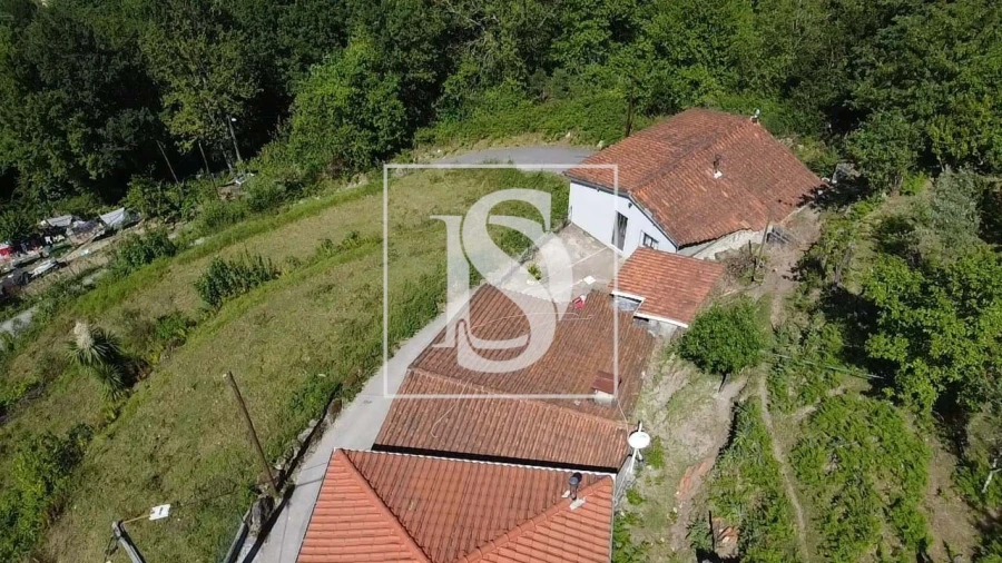 Moradia T5 para Venda em Santa Clara de Louredo Foto 35
