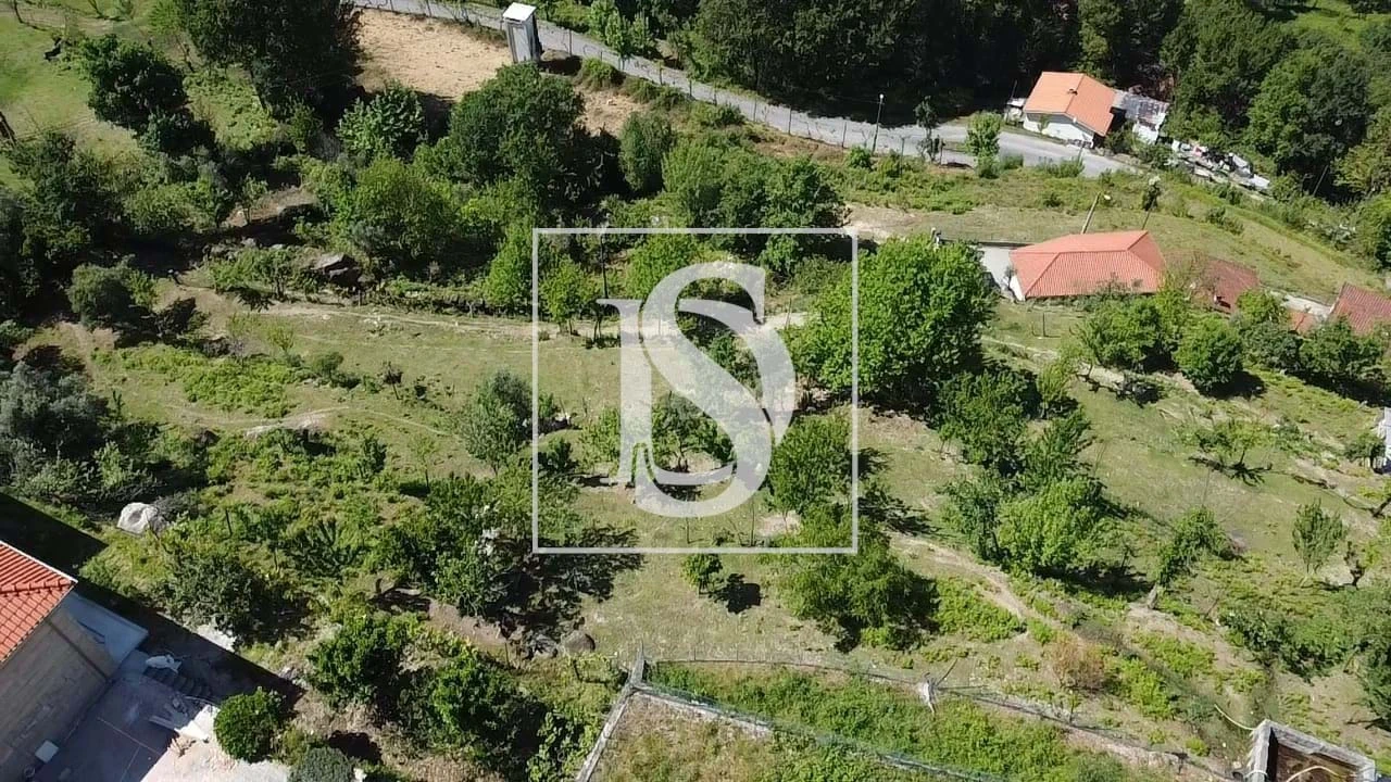 Moradia T5 para Venda em Santa Clara de Louredo Foto 40