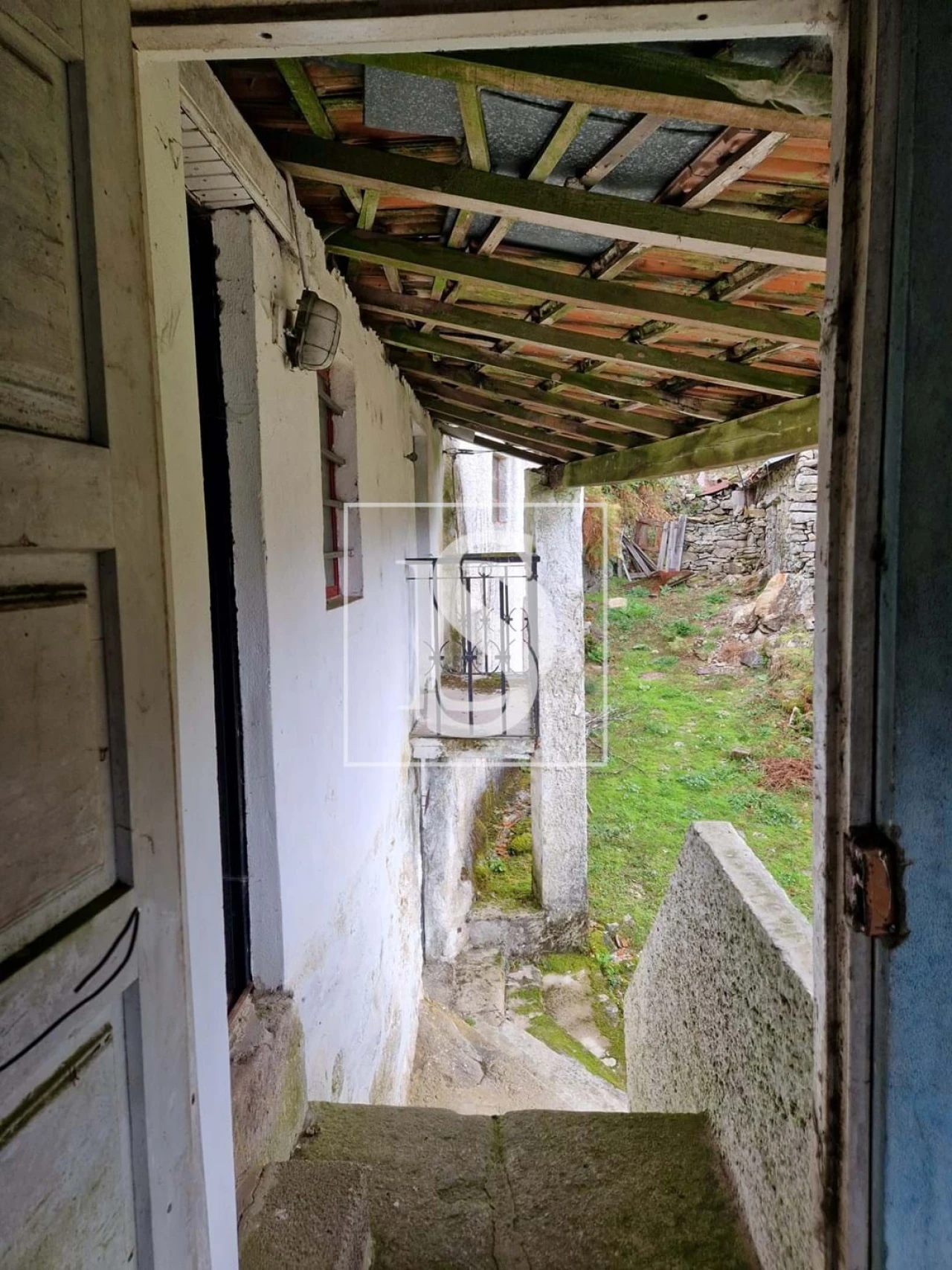 Moradia T2 para Venda em Ruivães e Campos Foto 8