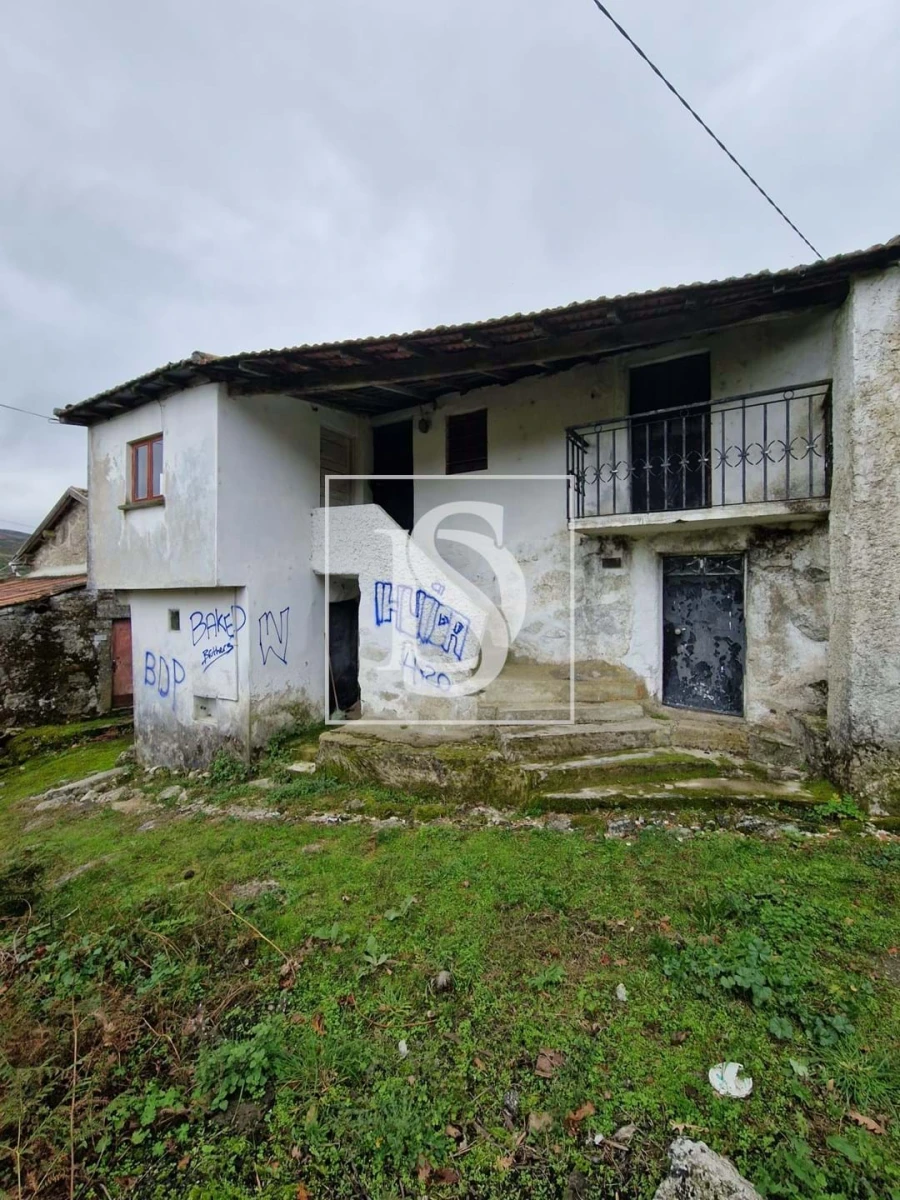 Moradia T2 para Venda em Ruivães e Campos Foto 8