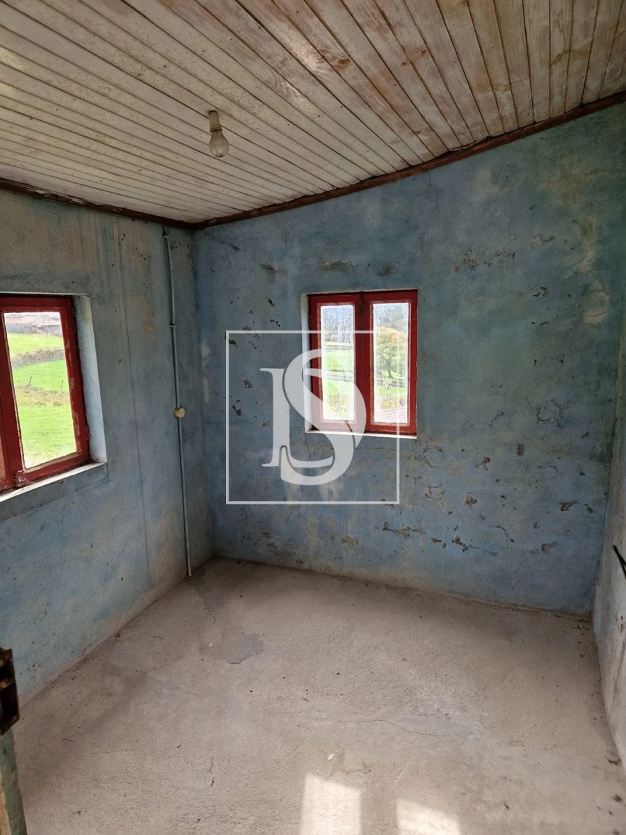 Moradia T2 para Venda em Ruivães e Campos Foto 19