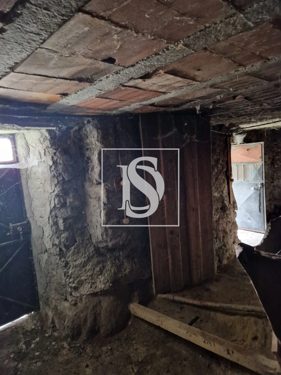 Moradia T2 para Venda em Ruivães e Campos Foto 24