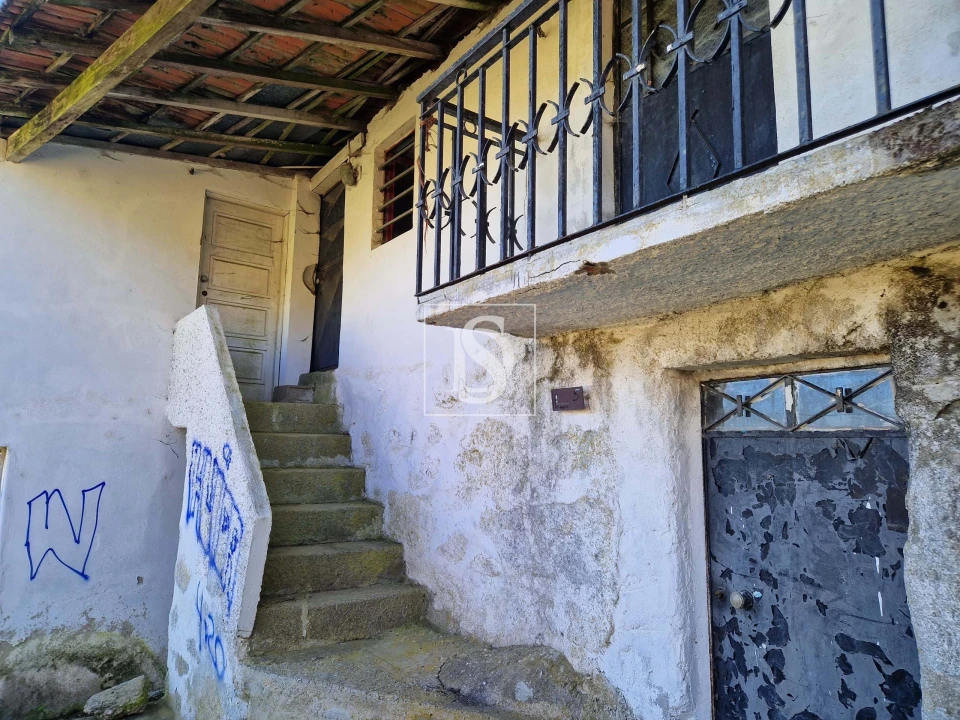 Moradia T2 para Venda em Ruivães e Campos Foto 9