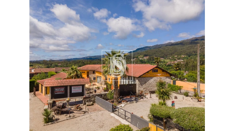 Quinta T8 para Venda em Castelões