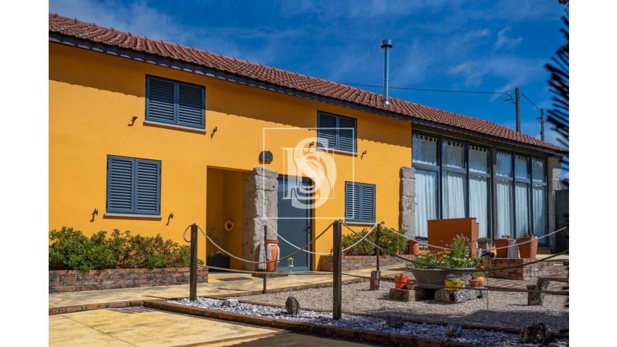 Quinta T8 para Venda em Castelões Foto 3